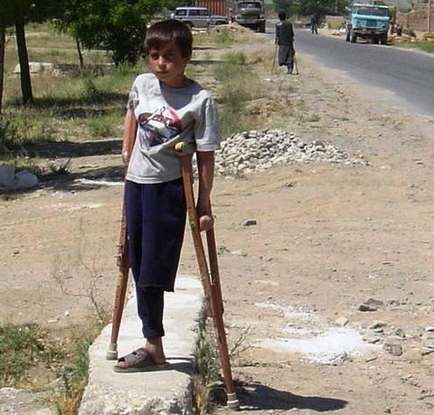 Give a gift that matters: a donation in your friend's name. Your $10 contribution to HALO will be used to support locally recruited deminers in Afghanistan.