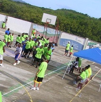 Give a gift that matters: a donation in your friend's name. Your extremely generous gift will help fix up 5 basketball courts on 4 islands of St. Vincent & the